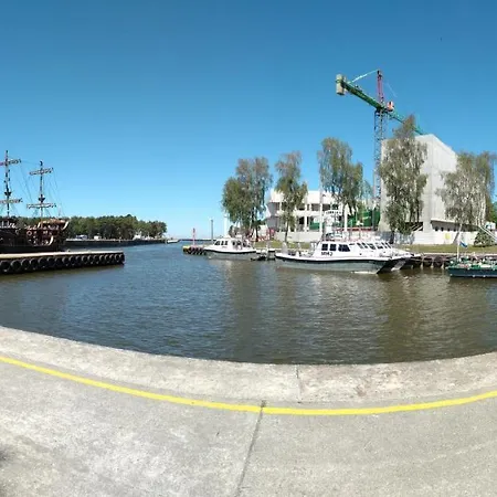 ホームステイ - Przy Porcie