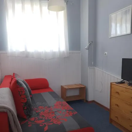 - Przy Porcie ホームステイ *