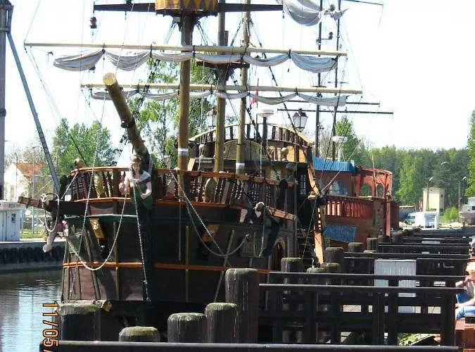 - Przy Porcie * Łeba